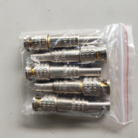 Đầu BNC camera lò xo. Giá 1 cái