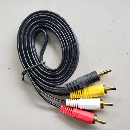 Dây chuyển đổi AV 1.5mm sang 3 đầu hoa sen. 1 ra 3.