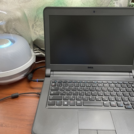 Dell latitude 3350. I5 gen 5, Ram 8gb, ssd256